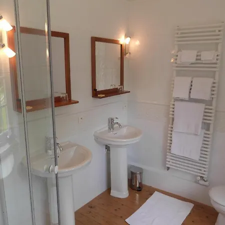 Bruce Castle Bed & Breakfast